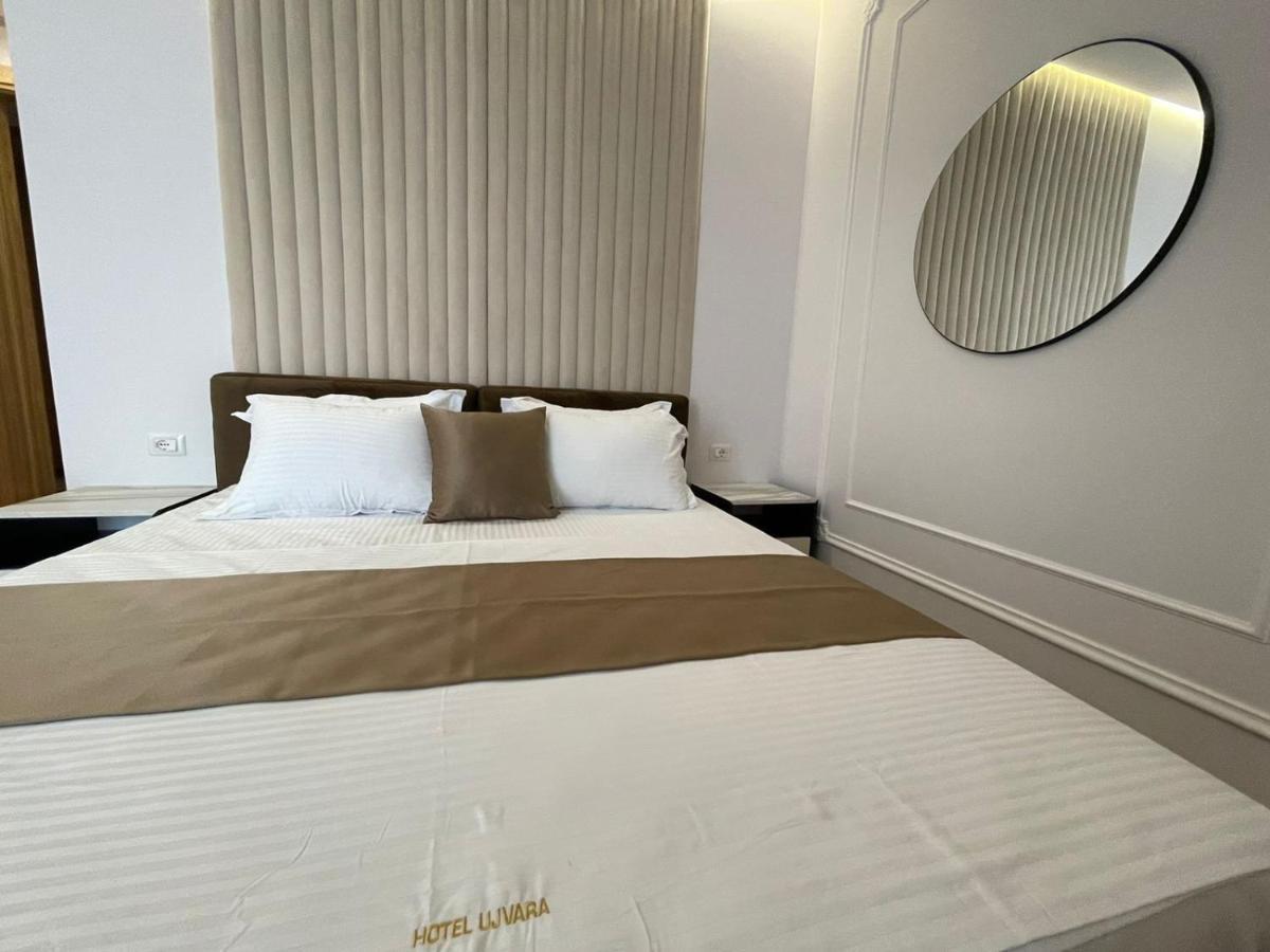 Hotel Ujvara Belsh Kültér fotó