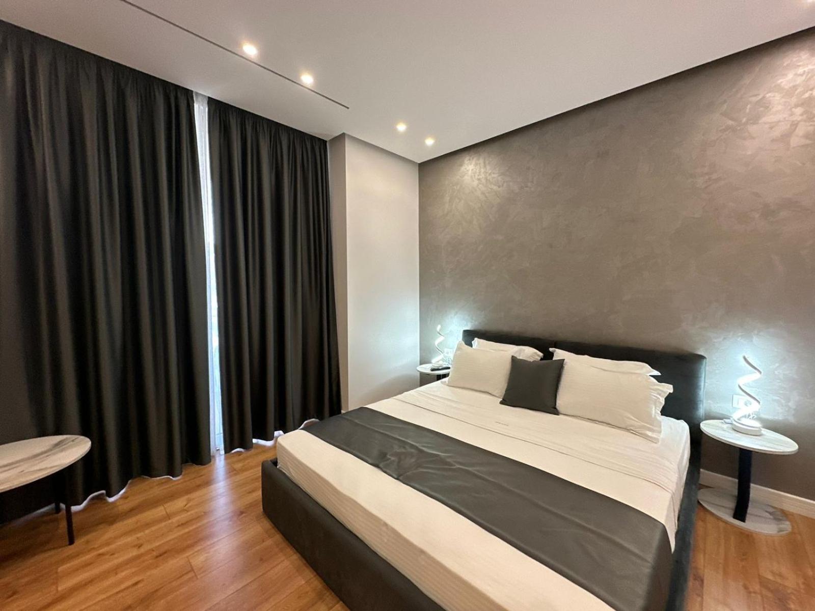 Hotel Ujvara Belsh Kültér fotó