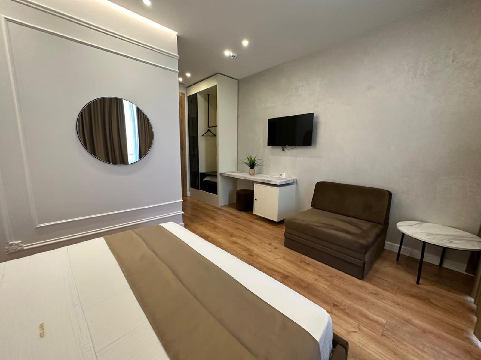 Hotel Ujvara Belsh Kültér fotó